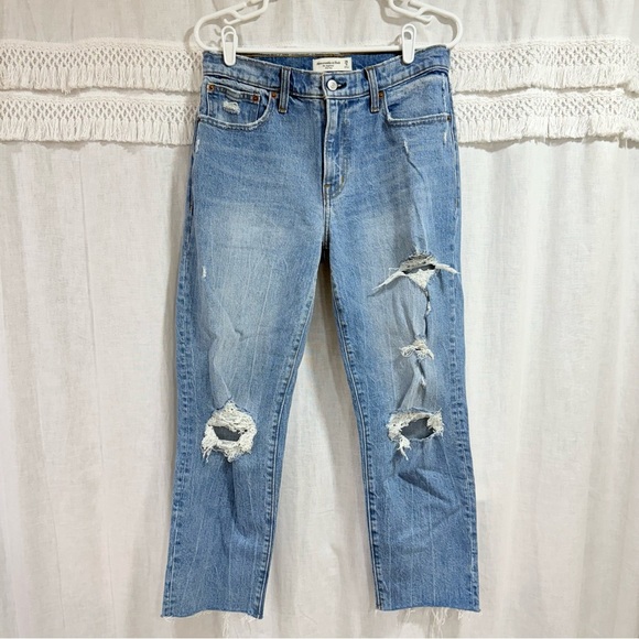 Abercrombie & Fitch The Boyfriend Mid Rise Jeans Denim Medium Distressed Wash - Picture 1 of 10